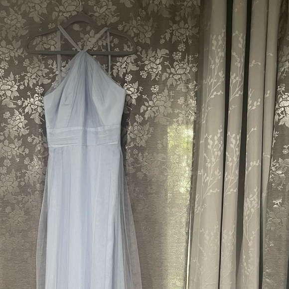Monique Lhuillier Tulle halter dress. Size 8 - Picture 4 of 11